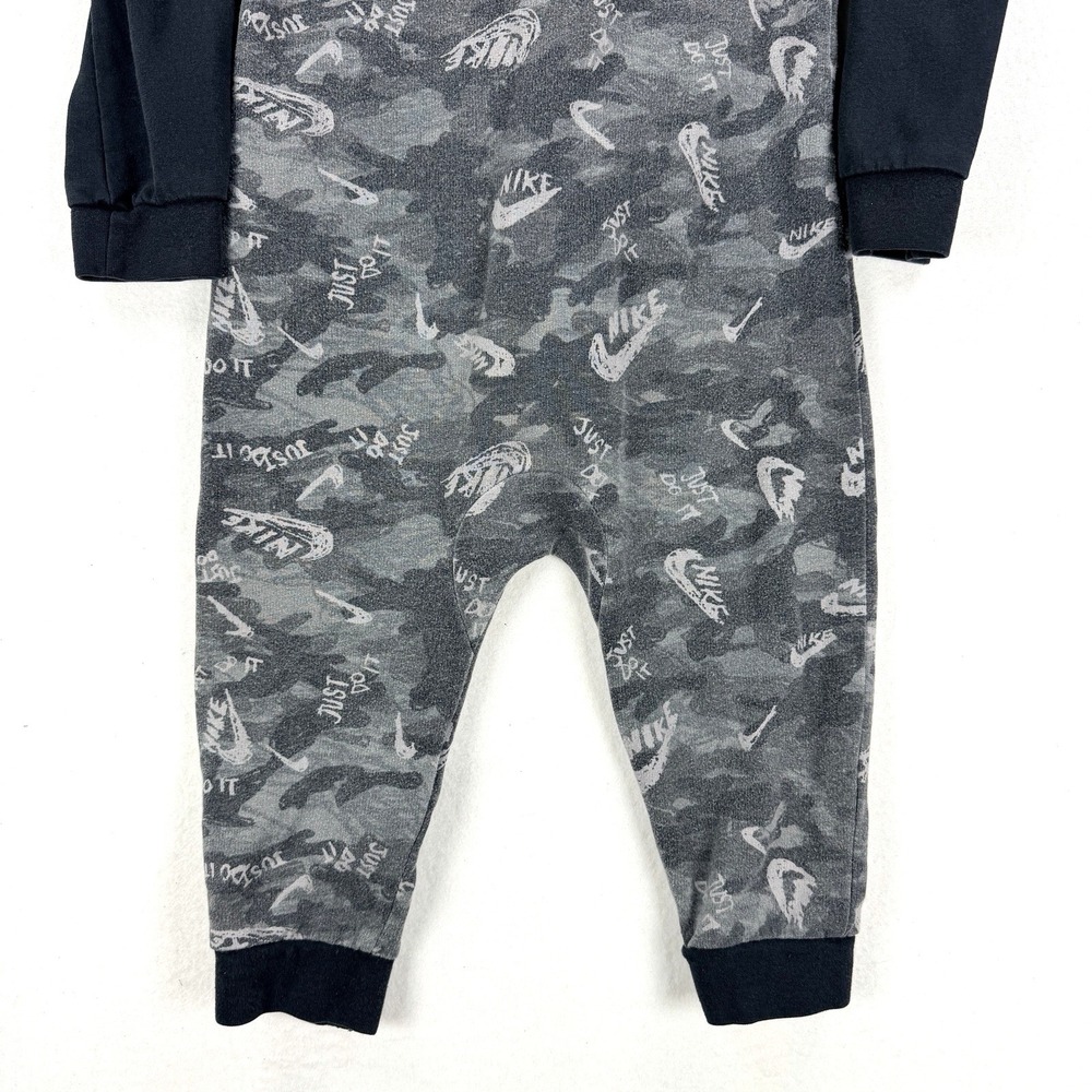 Baby Nike Tech Fleece Hooded Jumpsuit 24M Gray Camo Coverall Full Zip One Piece - Picture 11 of 11